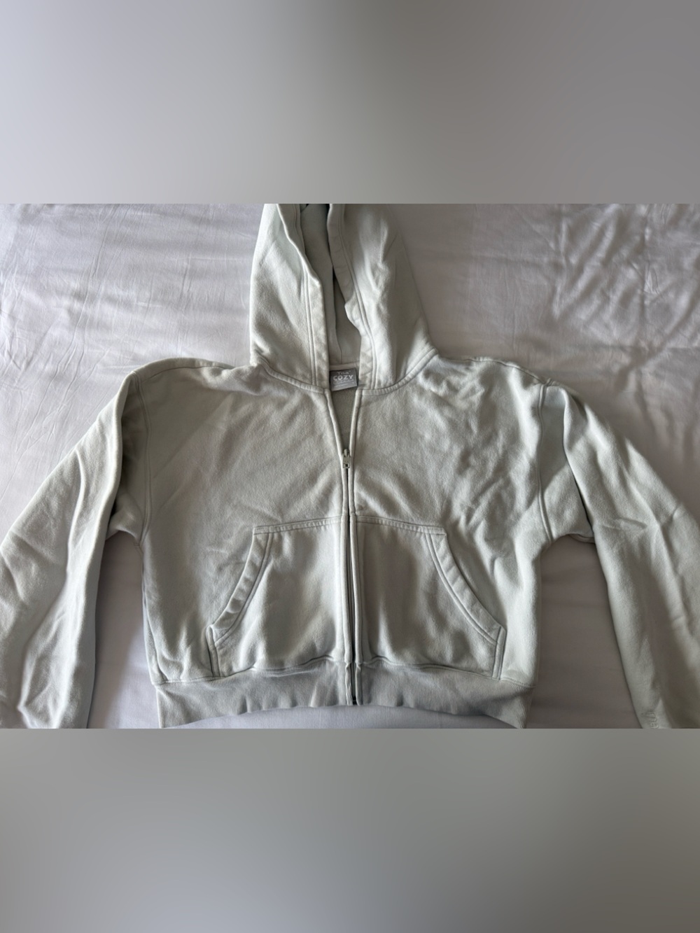 Aritzia Kids Light Gray Hooded Puffer Zip Jacket